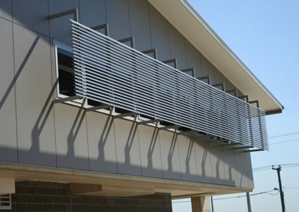 Cách chống nóng cho nhà kính