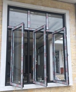 Cửa sổ mở quay