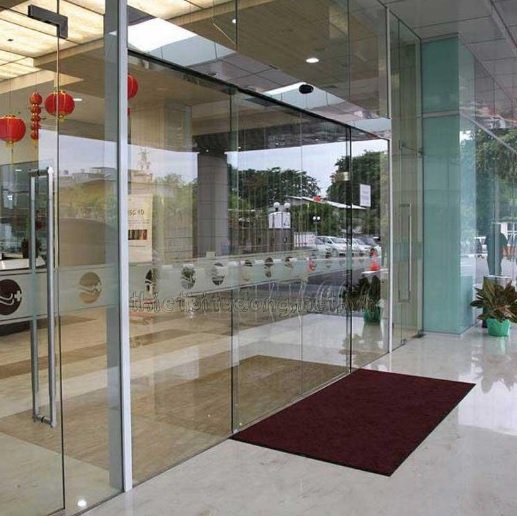 Cửa kính cường lực 5